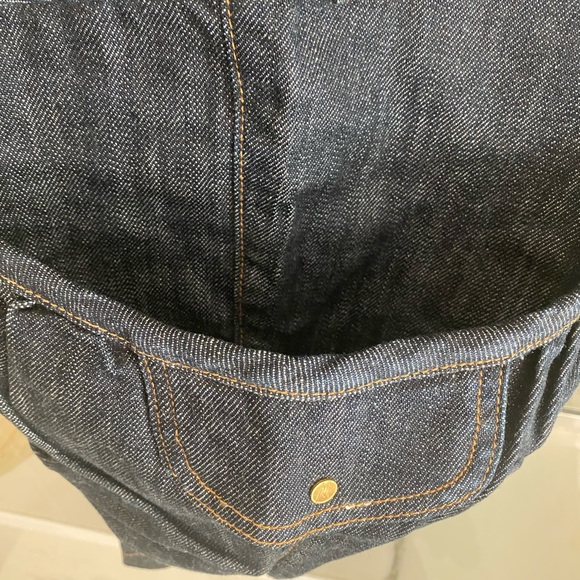 Marciano🩵 - Picture 6 of 6